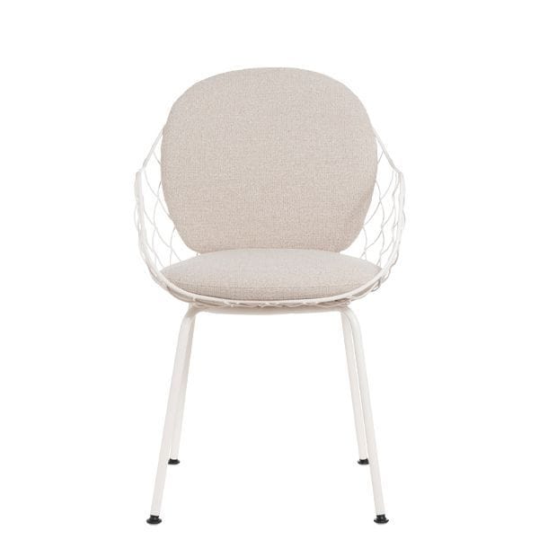 Sillón Piña Magis con estructura metálica entrelazada y cojines desenfundables