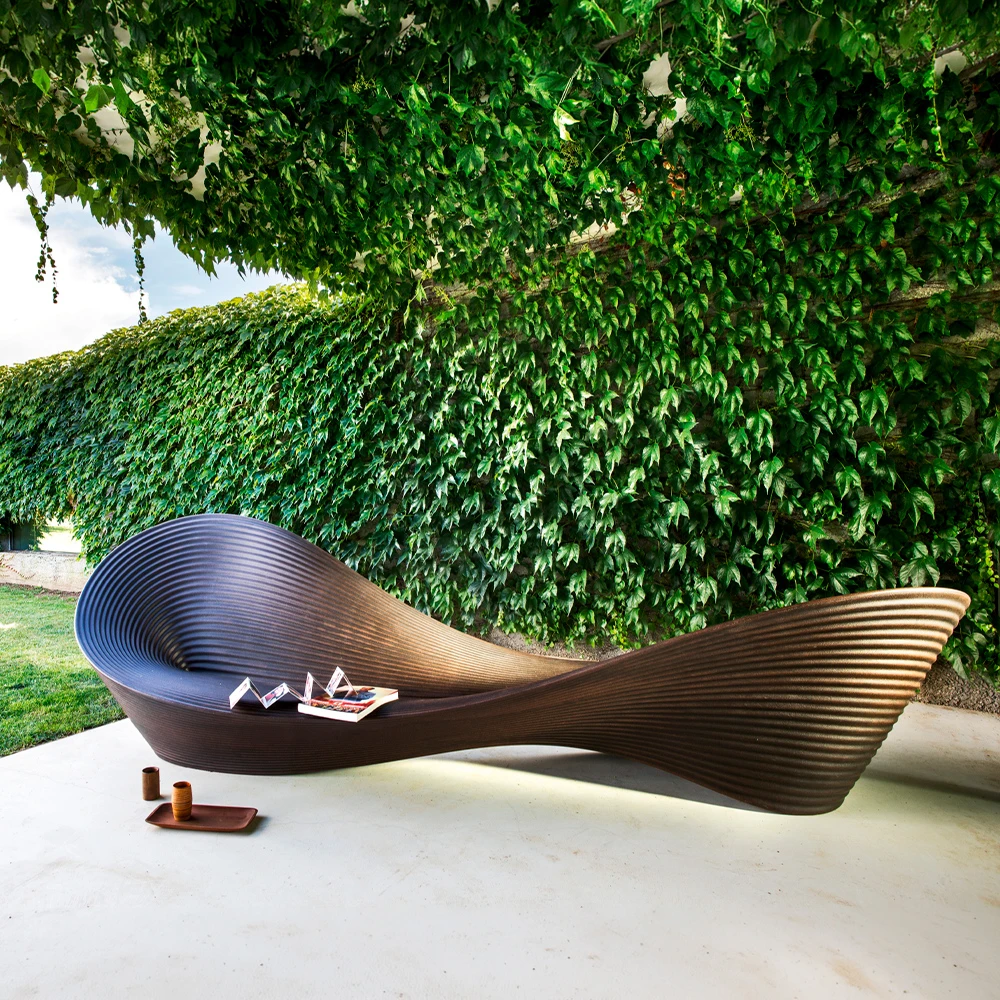 sofa folly magis