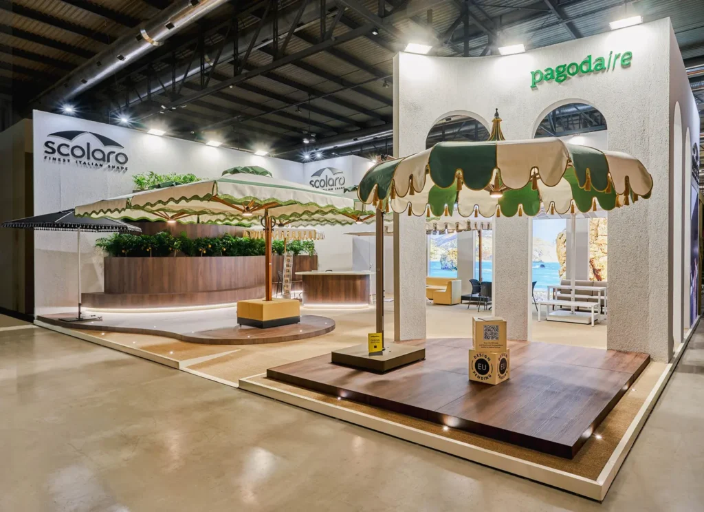 stand scolaro salone del mobile milano