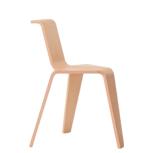 Silla Aka Magis de Konstantin Grcic en madera contrachapada