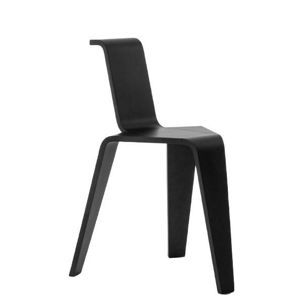 Silla Aka Magis de Konstantin Grcic en madera contrachapada