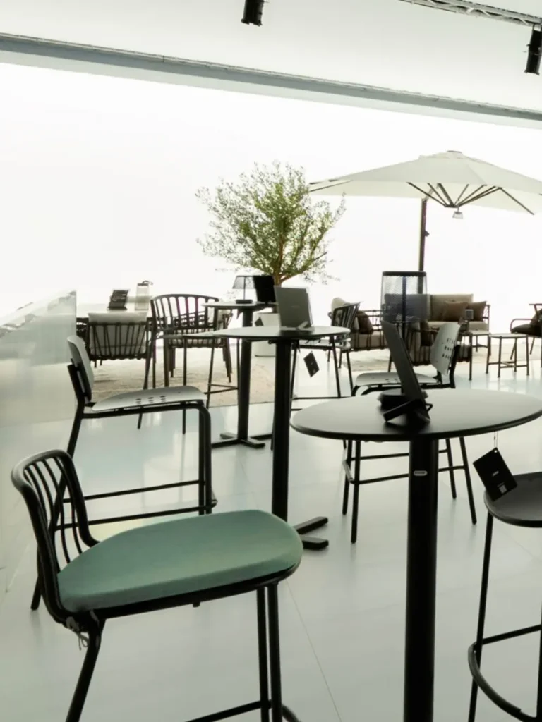 taburetes exterior terraza salone mobile milano